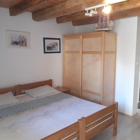 Apartmani Sanja Šibenik Exterior foto
