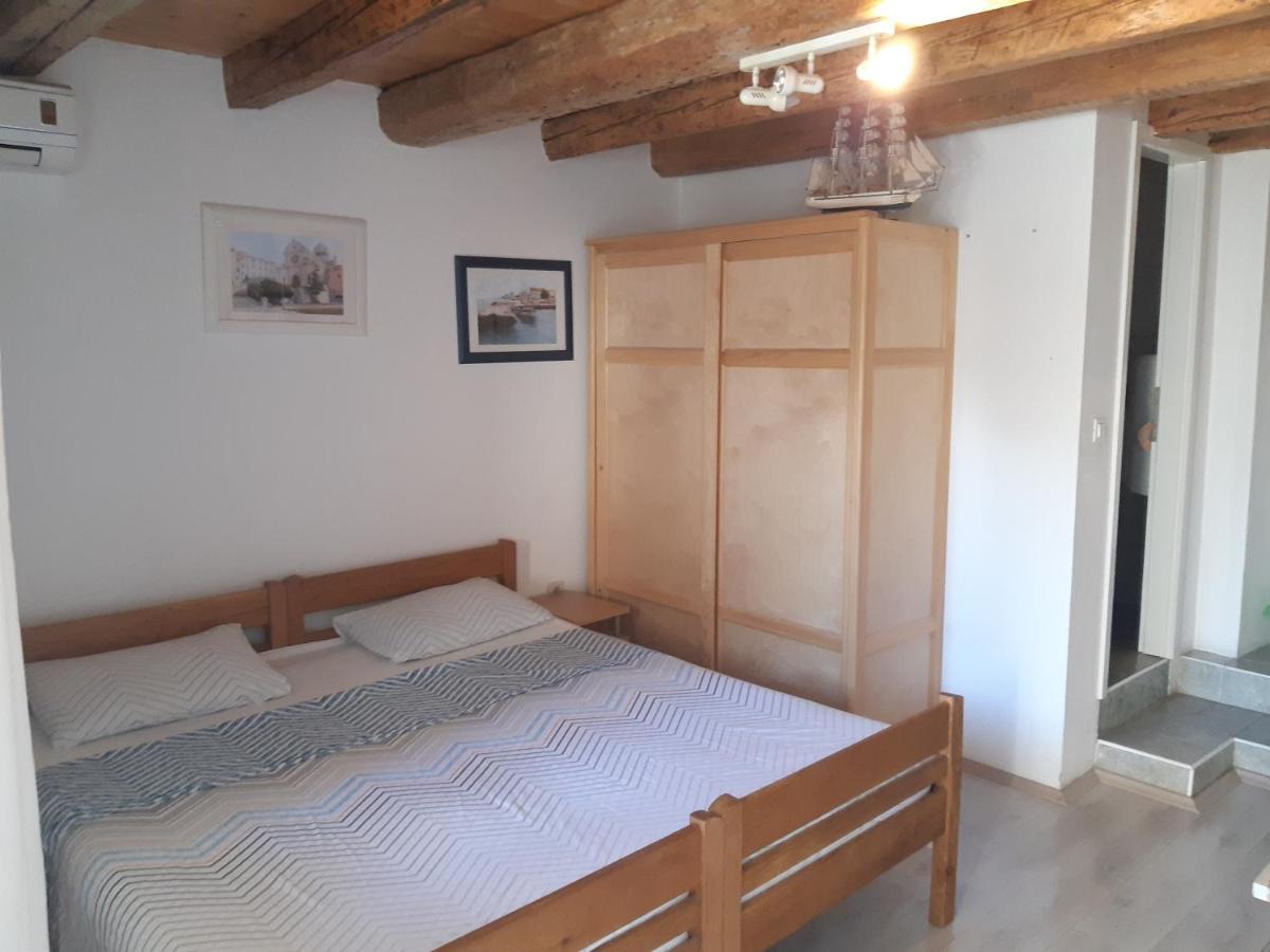 Apartmani Sanja Šibenik Exterior foto